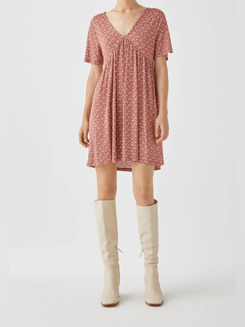 Pull & Bear Floral V-Neck Short Sleeve Dress in Rust/ pink